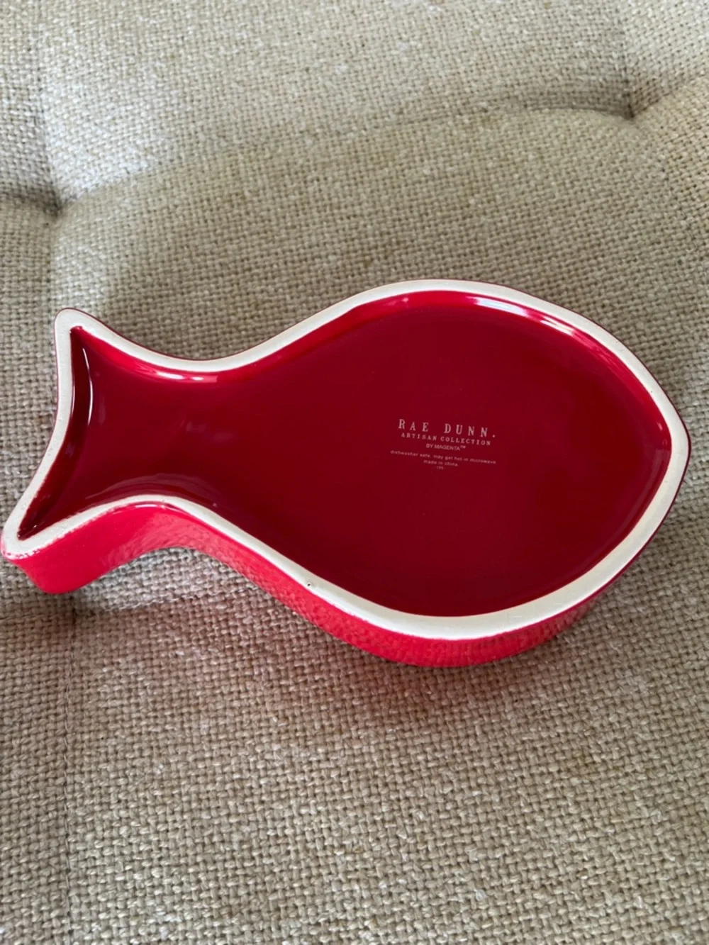 AmeriCat Red Fish Dish